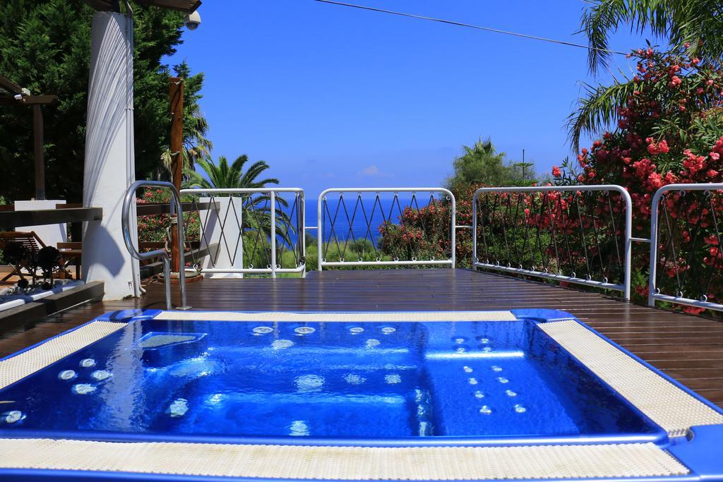 Cala Cavone Guest House Ponza Exterior foto