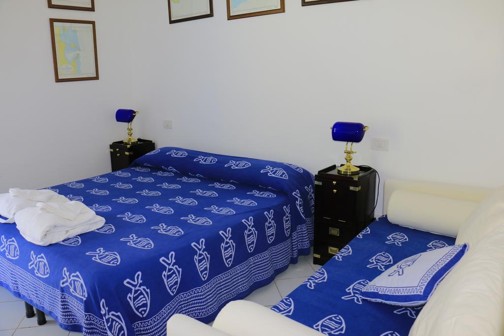Cala Cavone Guest House Ponza Exterior foto